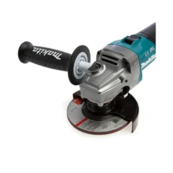 Makita GA004GD201 40Vmax XGT Cordless Brushless 115mm Angle Grinder With 2 X 2.5Ah Batteries, Charger & Case 9 Makita GA004GD201 40Vmax XGT Cordless Brushless 115mm Angle Grinder With 2 X 2.5Ah Batteries, Charger & Case -Home Tools ga004gz 3